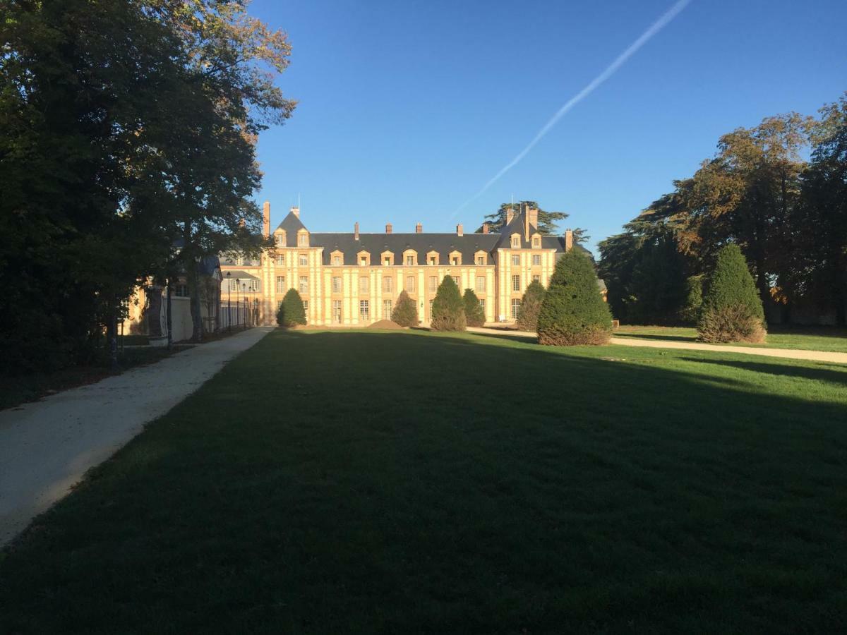 Abondant Exceptionnel Chateau Pres De Paris מראה חיצוני תמונה
