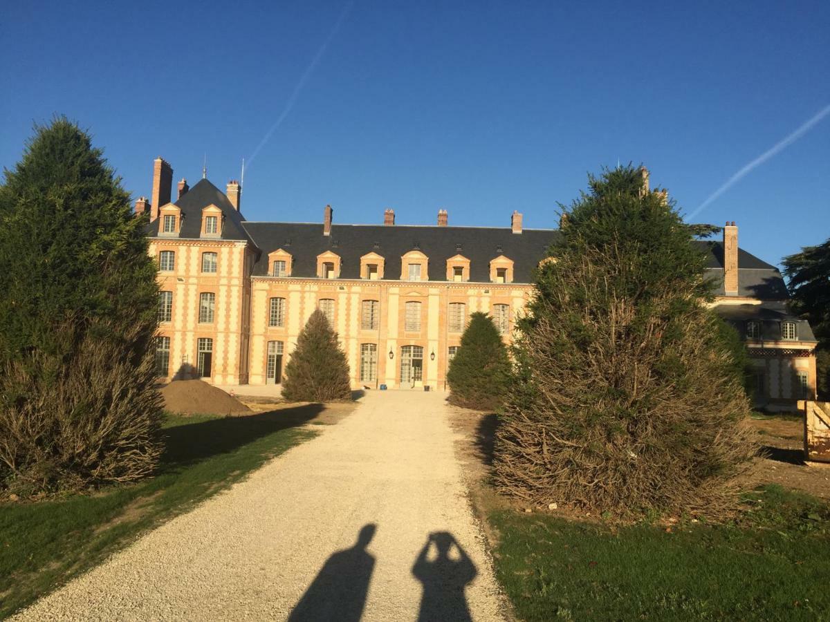 Abondant Exceptionnel Chateau Pres De Paris מראה חיצוני תמונה