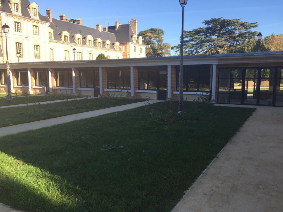 Abondant Exceptionnel Chateau Pres De Paris מראה חיצוני תמונה