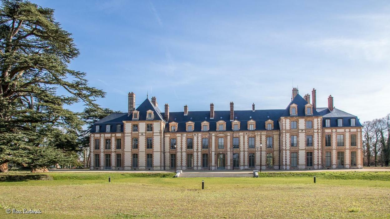 Abondant Exceptionnel Chateau Pres De Paris מראה חיצוני תמונה